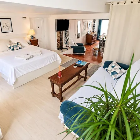 Apartment Bel Avec Patio En Coeur De *